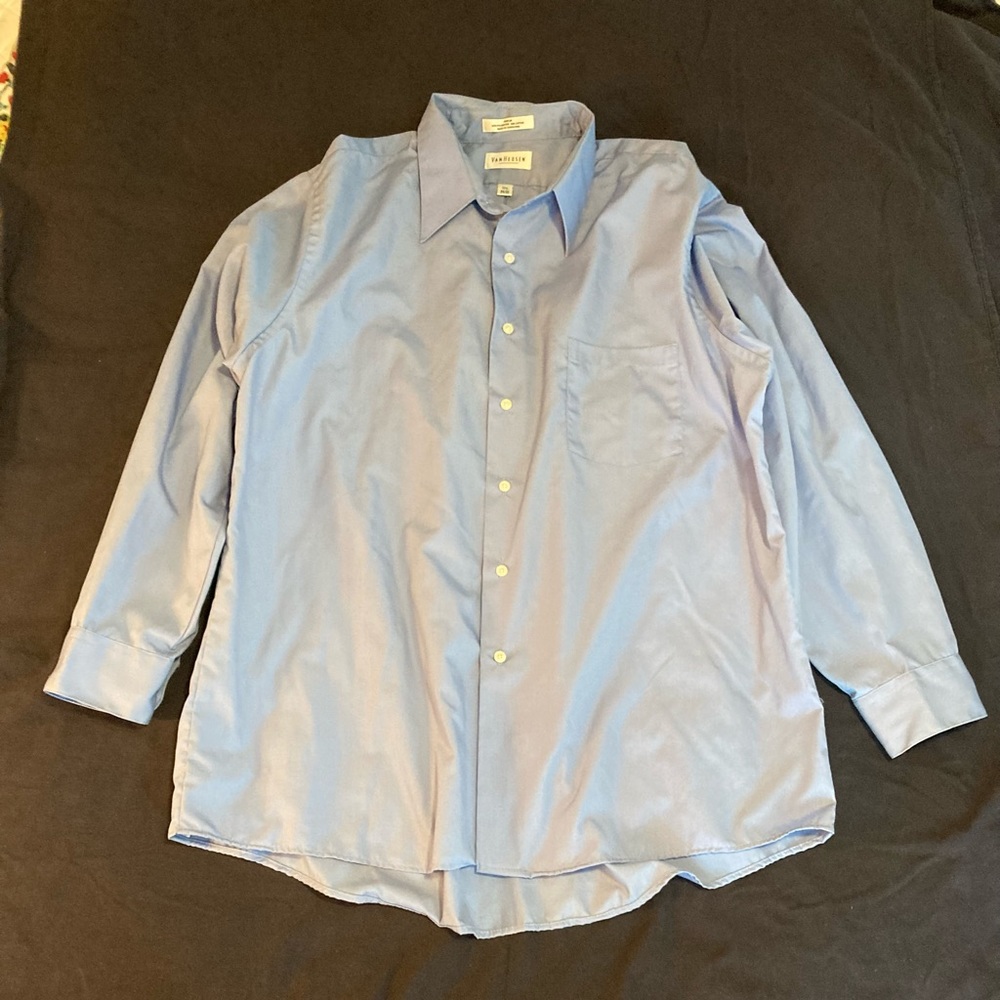 Van Heusen Long Sleeve Button Up Dress Shirt